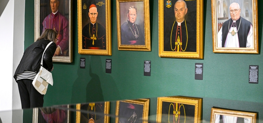 Ekskursija po parodą „Nuo archyvų iki altorių: Panevėžio vyskupijai – 100“