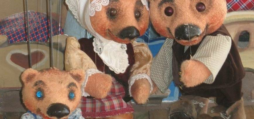 Spektaklis „Trys lokiai“ (rež. A. Markuckis) (11 val.)