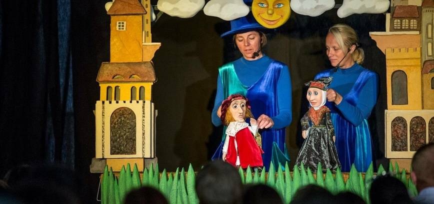 Spektaklis „Princesė strazdanėlė“ (rež. A Schmidt) (11 val.)