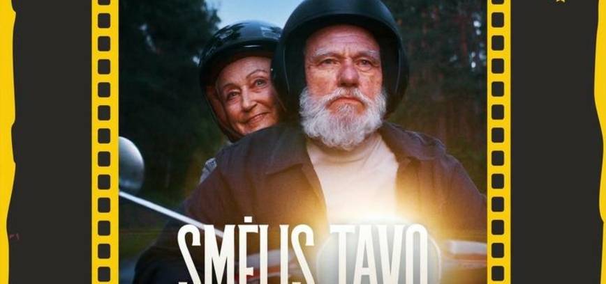 Kinas po atviru dangumi „Smėlis tavo plaukuose“