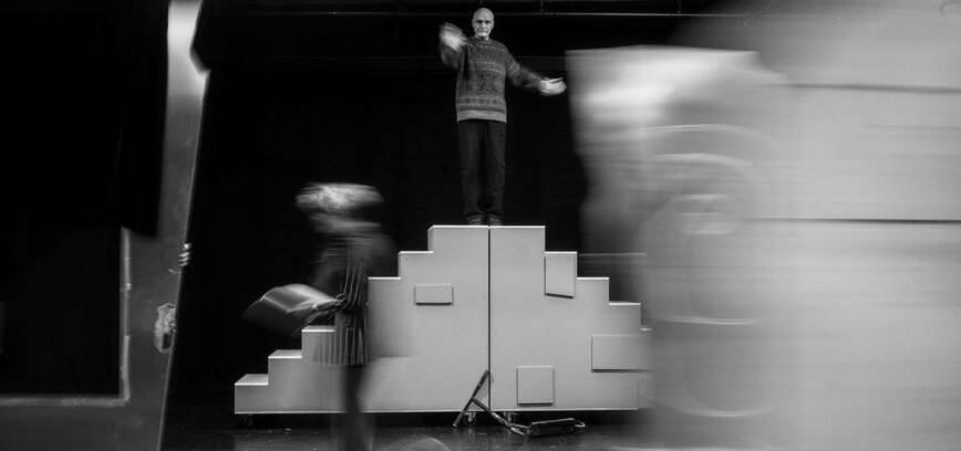 Spektaklio premjera „Šešėlių miestas“