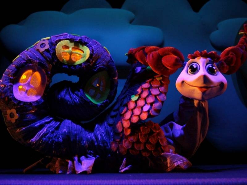 Spektaklis „Su sraige aplink pasaulį“ (rež. K. Grosmanas) (13 val.)