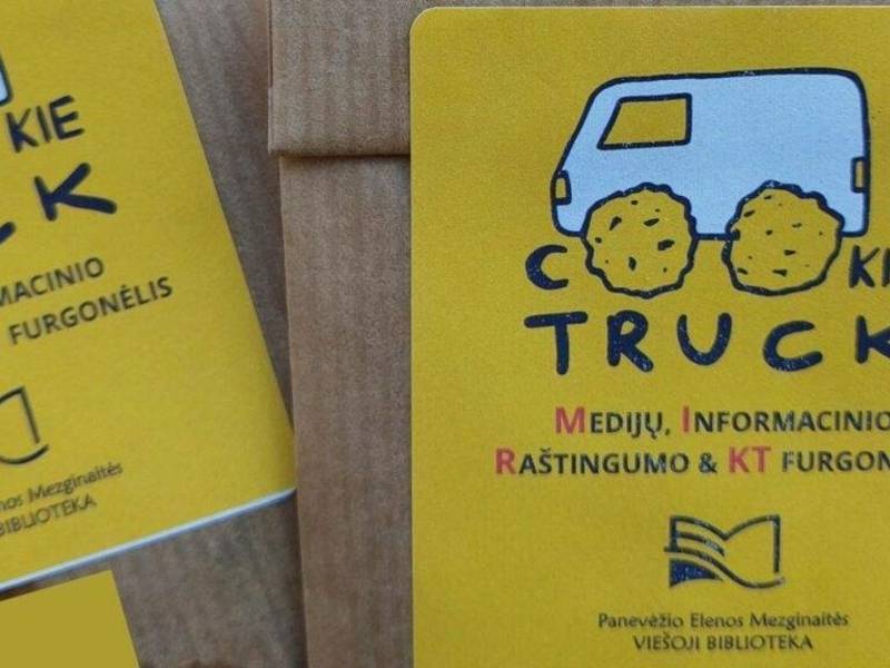 Bibliotekoje- interaktyvios veiklos su „COOKIE TRUCK“