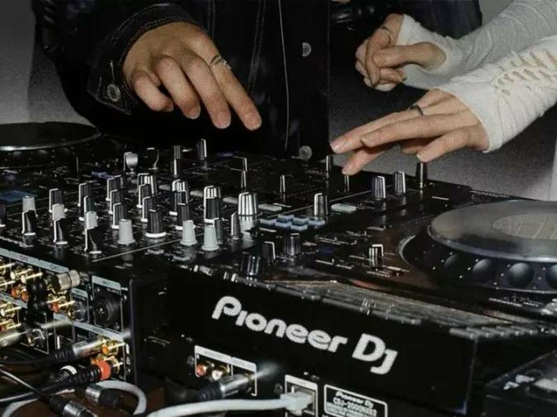 Muzikinis renginys „OPEN DECKS“
